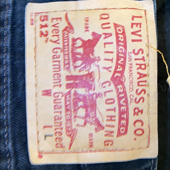 Levi’s 512 Black Jeans - Picture 3 of 3